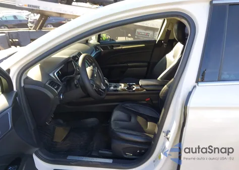 2014 Ford Fusion Energi Titanium from USA, damaged, VIN 3FA6P0SUXER329887